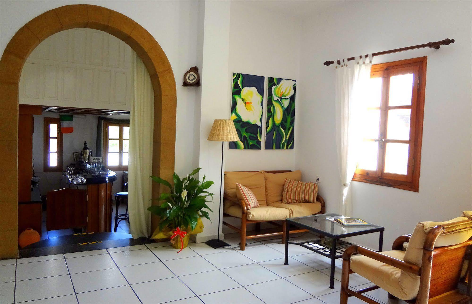 Blue Bay Hotel Скала Екстер'єр фото