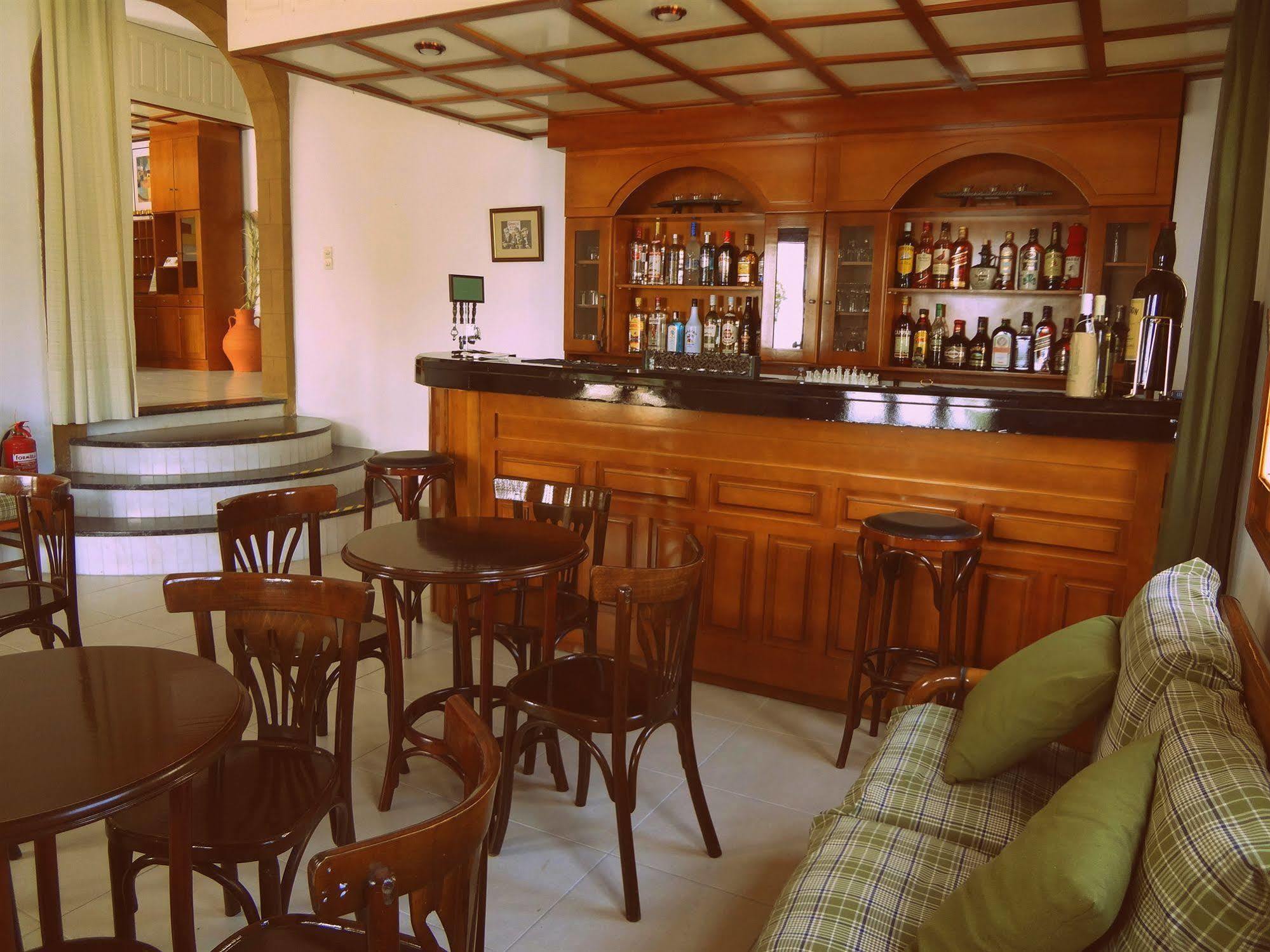 Blue Bay Hotel Скала Екстер'єр фото